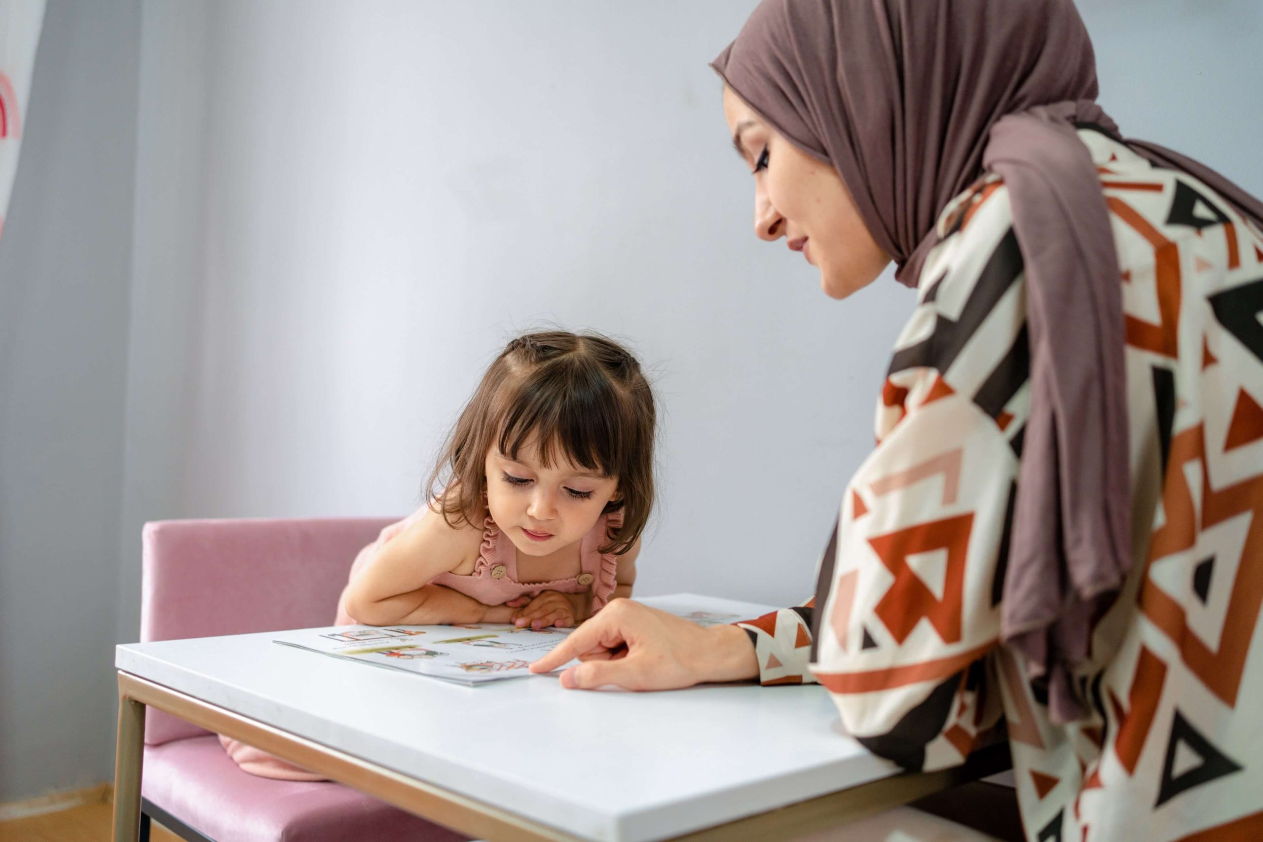 Tips for Raising a Bilingual Learner: Supporting Your Child’s Language Development at Home